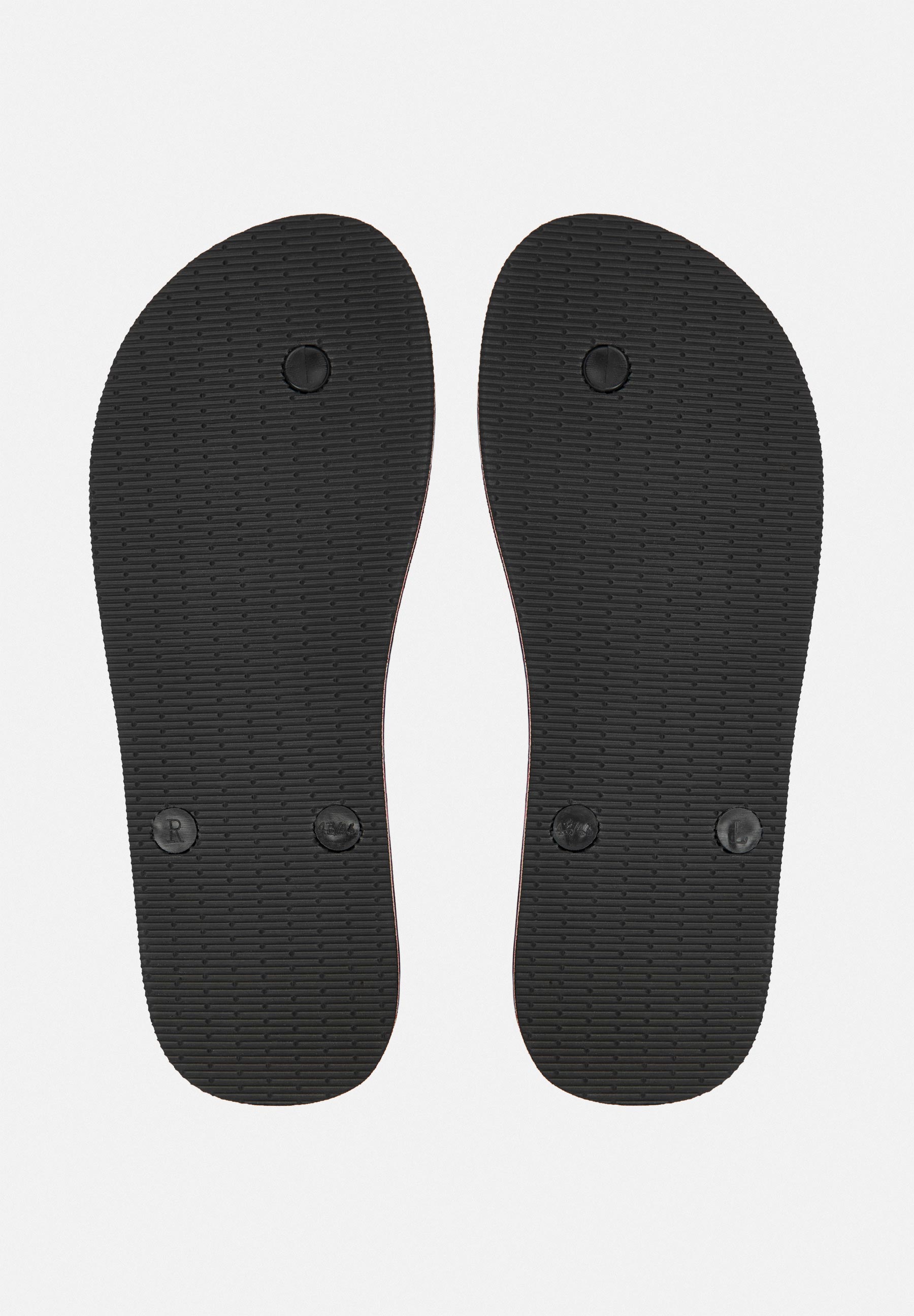Gwear Flip-Flops - Black