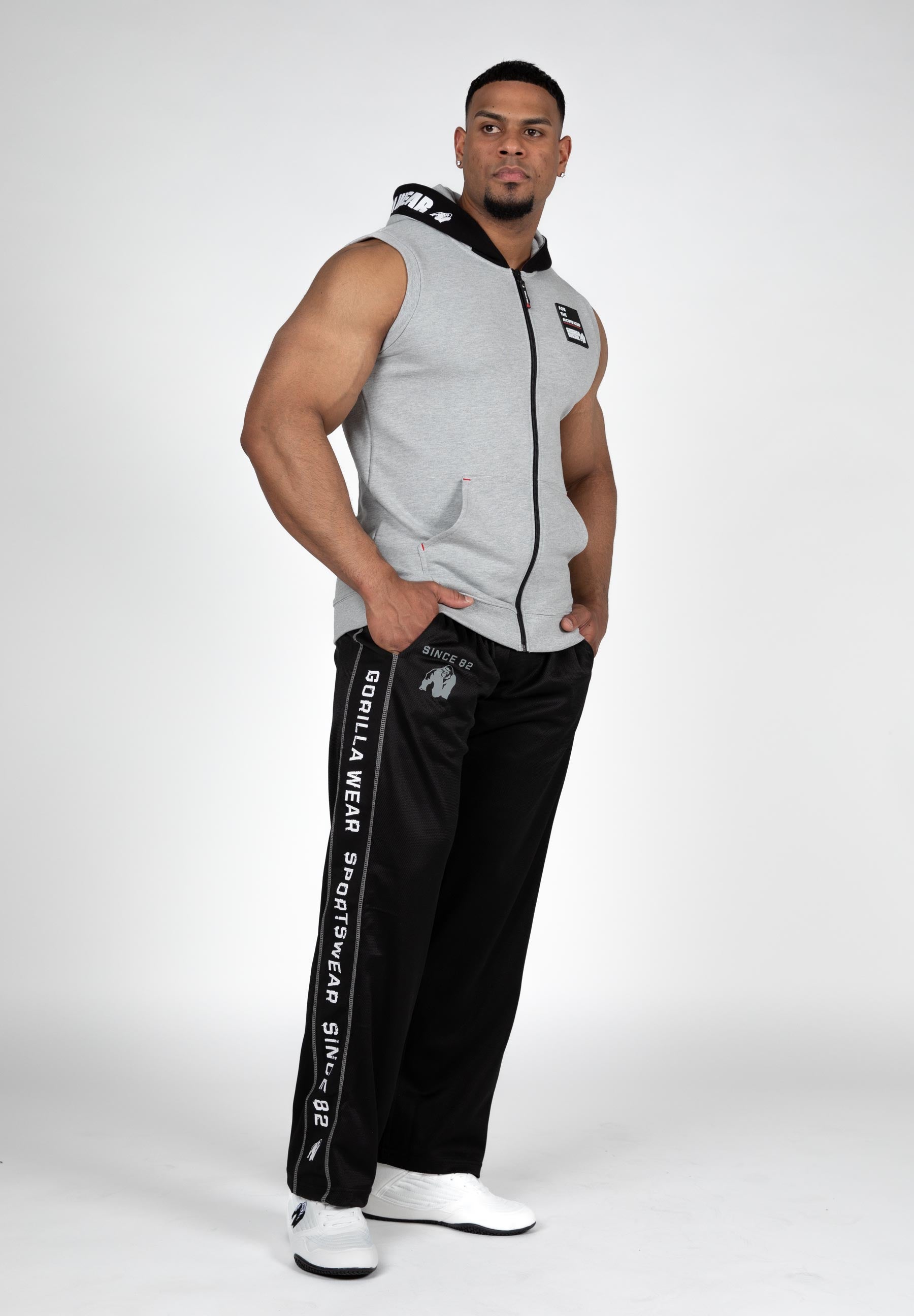 Gorilla Wear Milwaukee S/L Zipped Hoodie - Kaikki värit