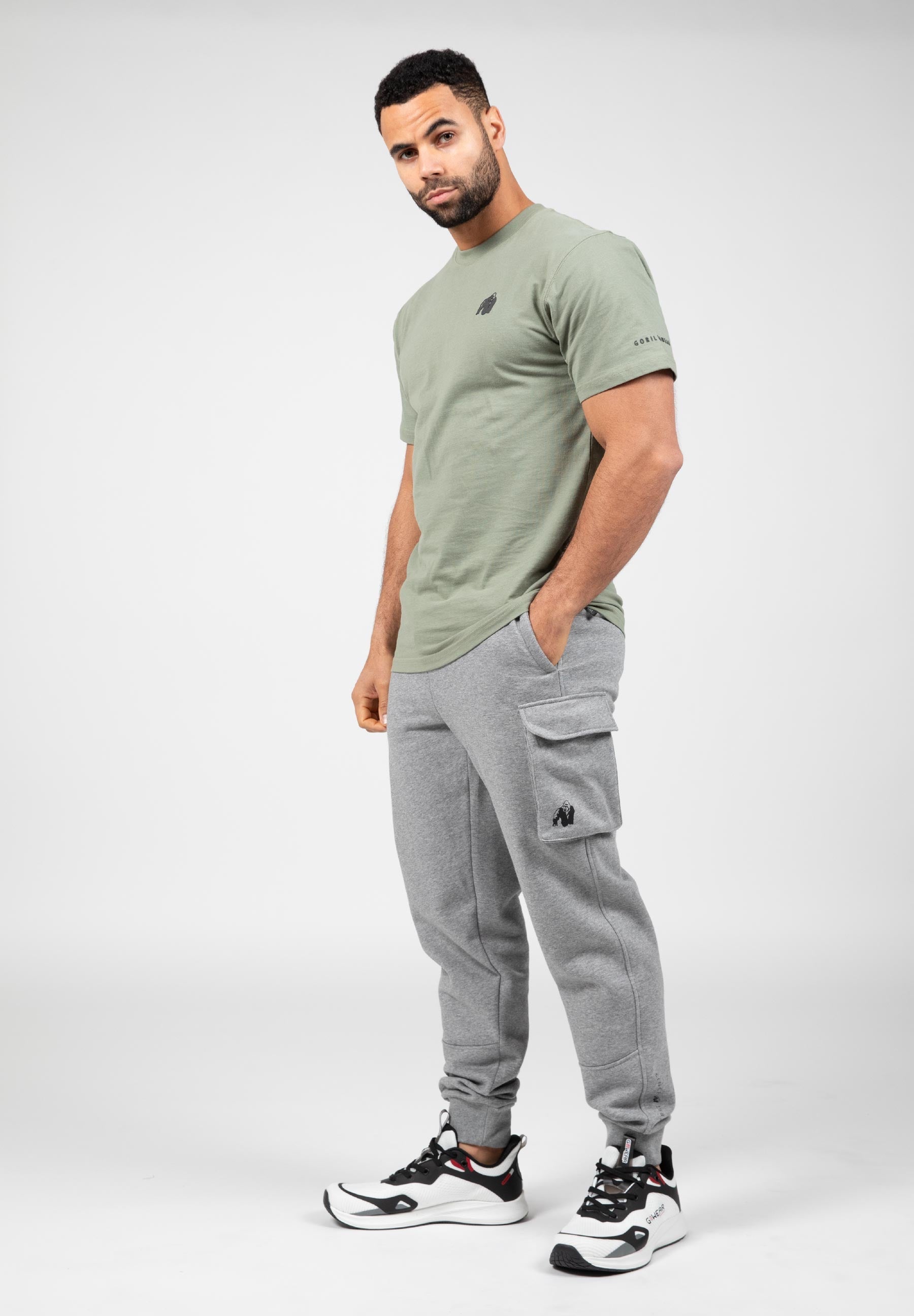 Gorilla Wear Hudson Cargo Sweatpants - Kaikki värit