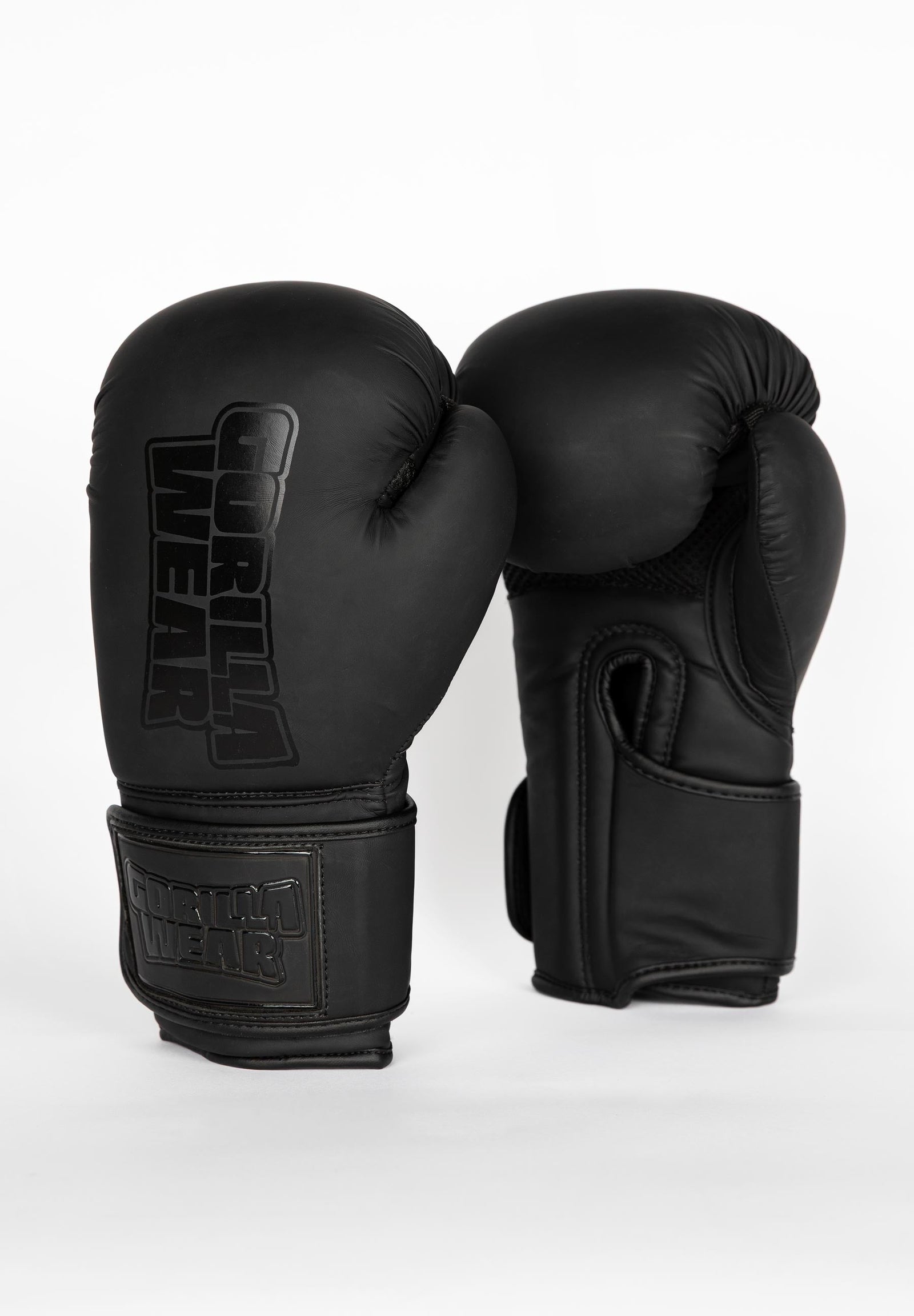 Gorilla Wear Kodiak Boxing Gloves - Black